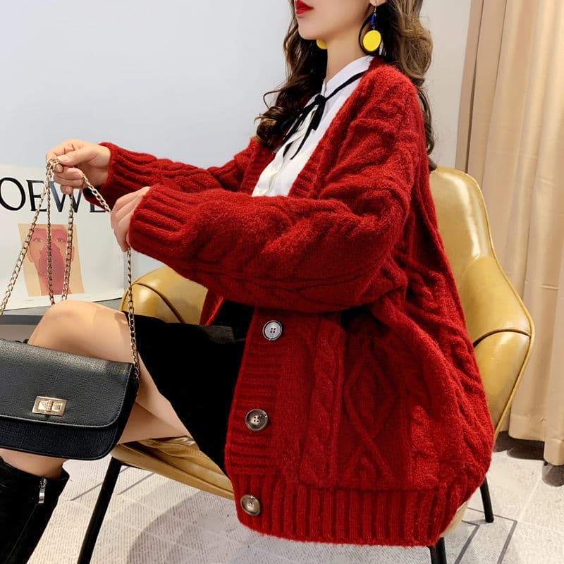 赤コーデ ケーブル編み冬暖かオーバーサイズカーディガン