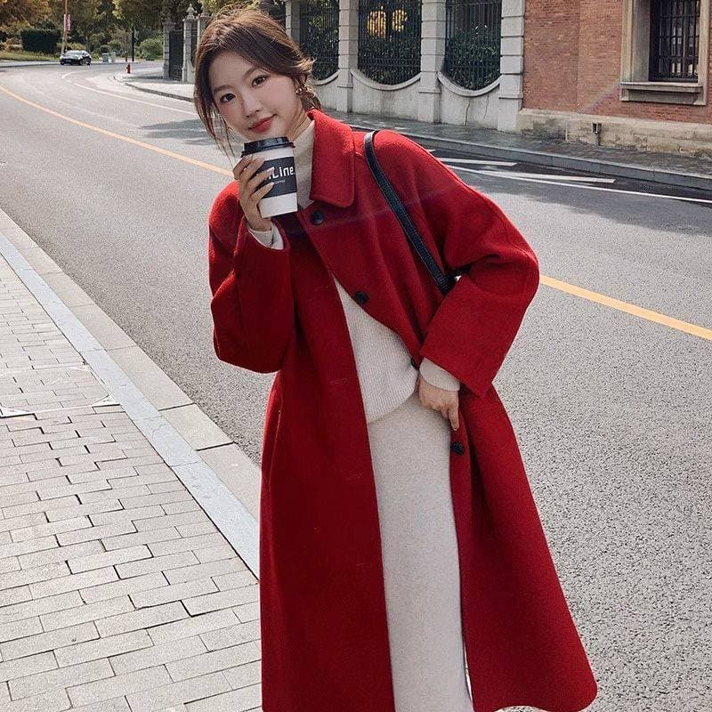 赤コーデ ロング丈シンプルウールコート