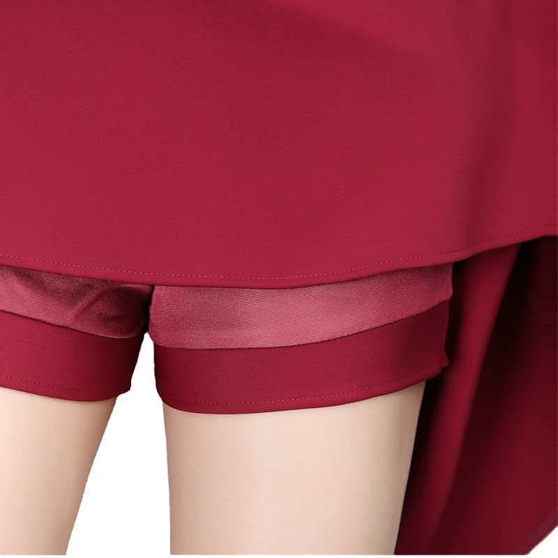 赤コーデ フレアミモレ丈スカート