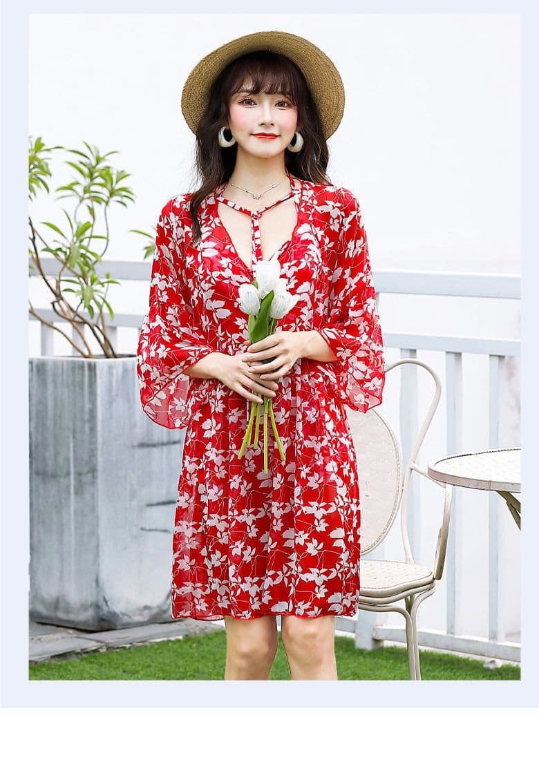 赤コーデ 華やか花柄リゾート3点セット水着